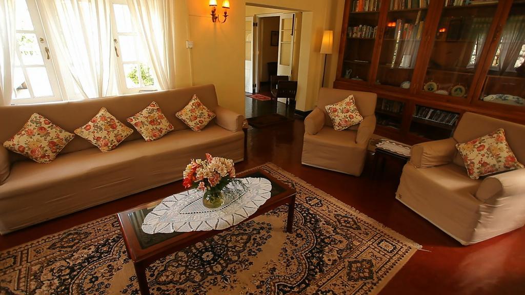 Senani Colonial Holiday Bungalow Nuwara Eliya Oda fotoğraf