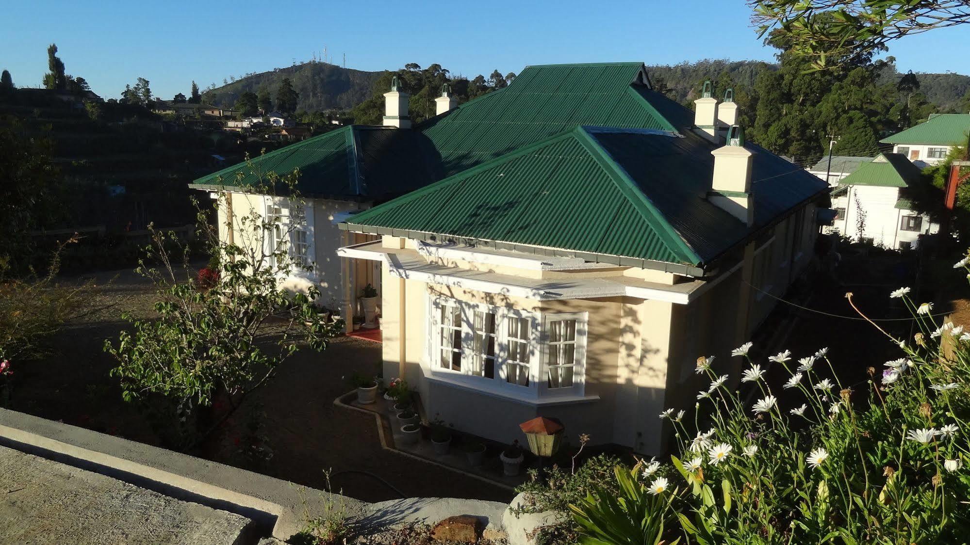 Senani Colonial Holiday Bungalow Nuwara Eliya Dış mekan fotoğraf